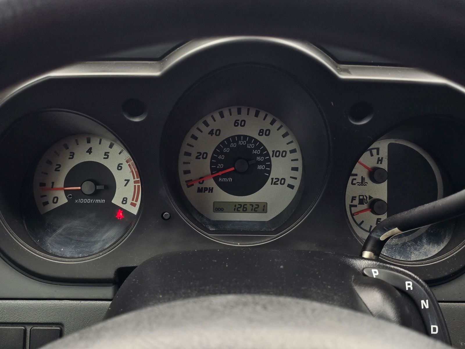 2004 Nissan Frontier XE