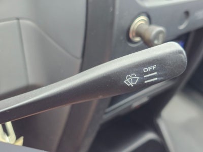 2004 Nissan Frontier XE