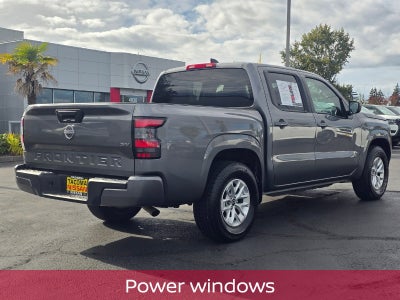 2024 Nissan Frontier SV