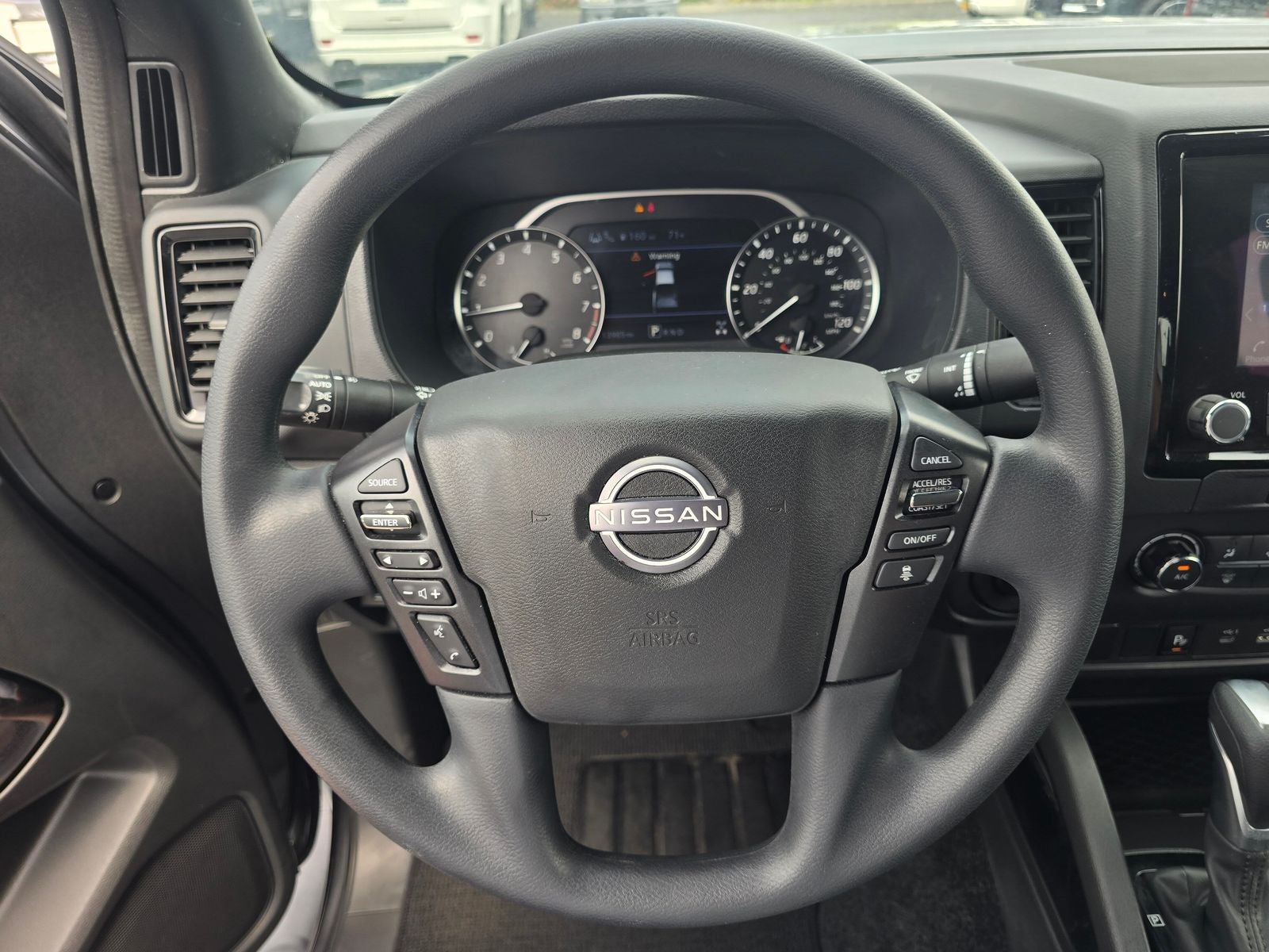 2023 Nissan Frontier SV