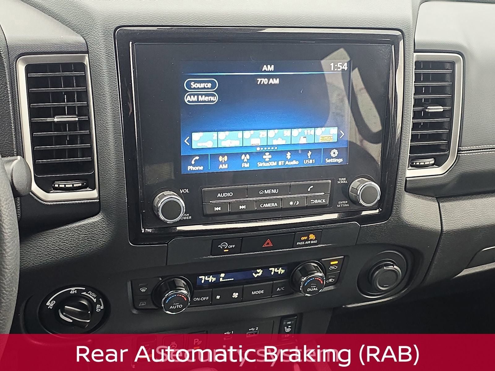 2024 Nissan Frontier SL