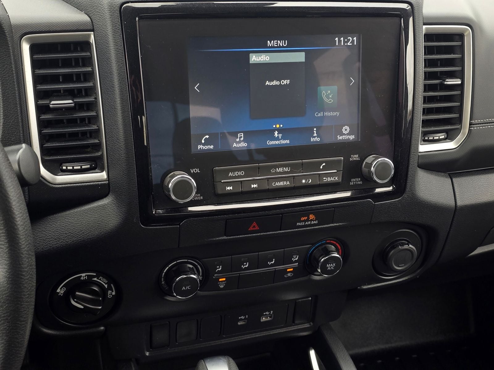 2022 Nissan Frontier SV