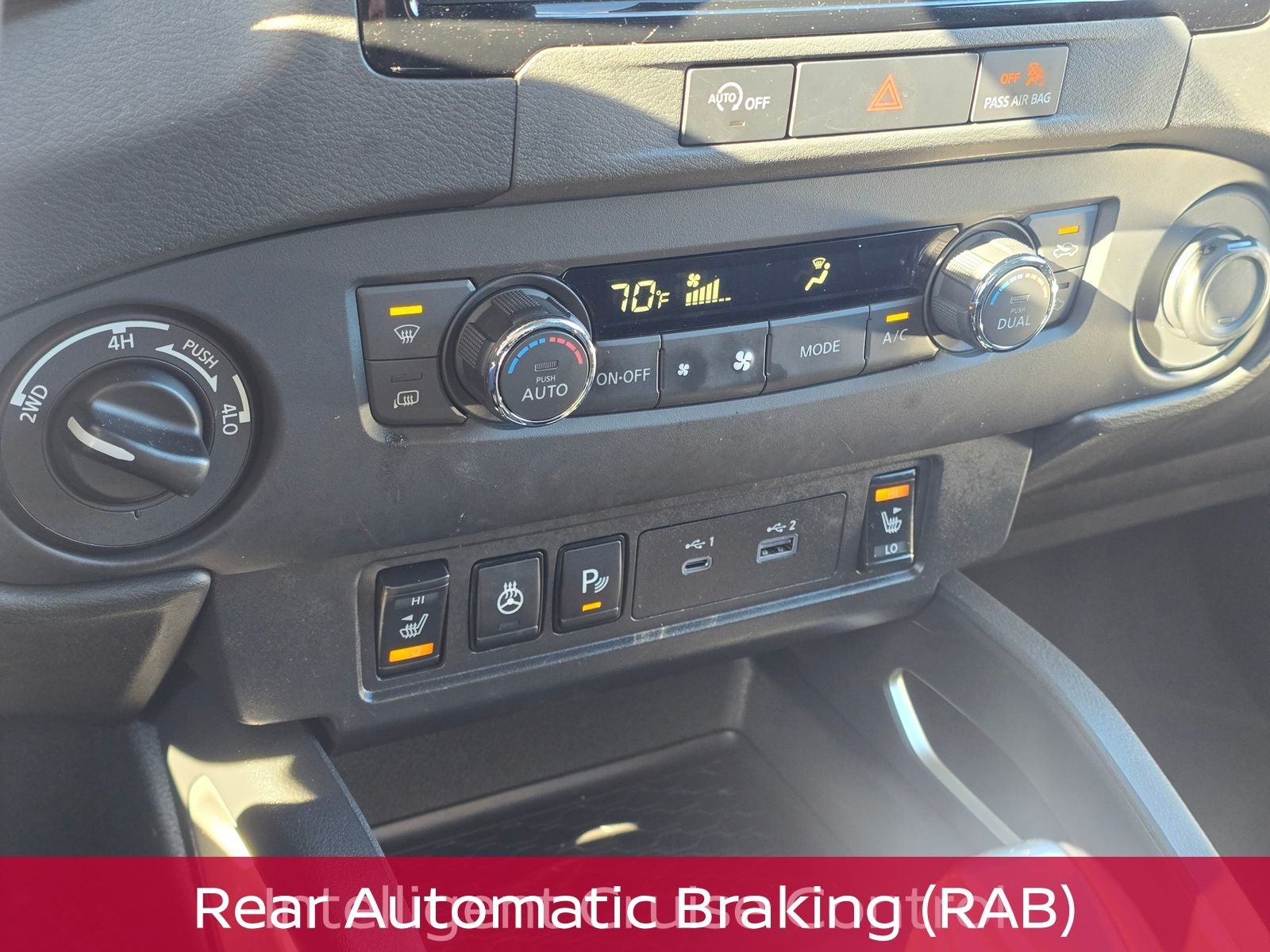 2024 Nissan Frontier SL