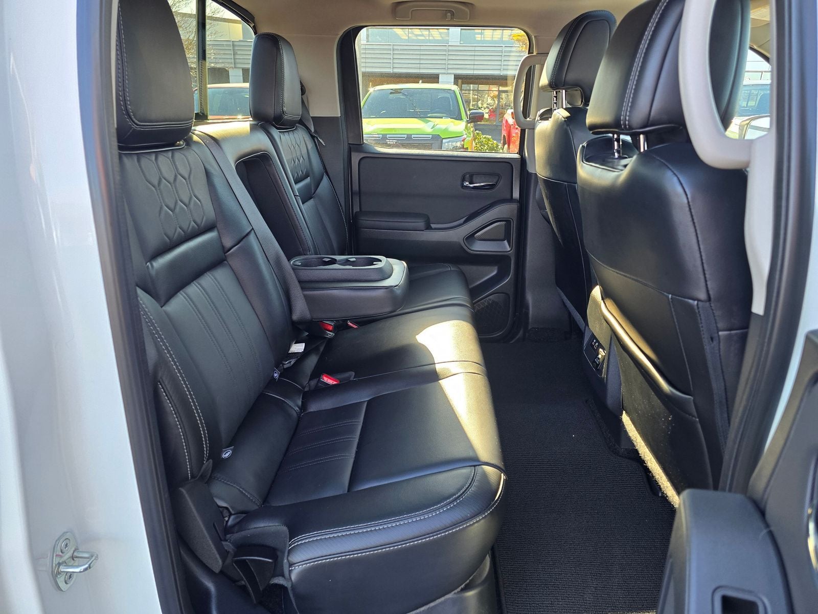 2024 Nissan Frontier SL