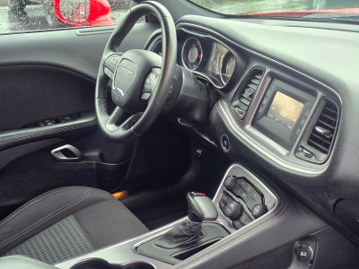 2015 Dodge Challenger SXT