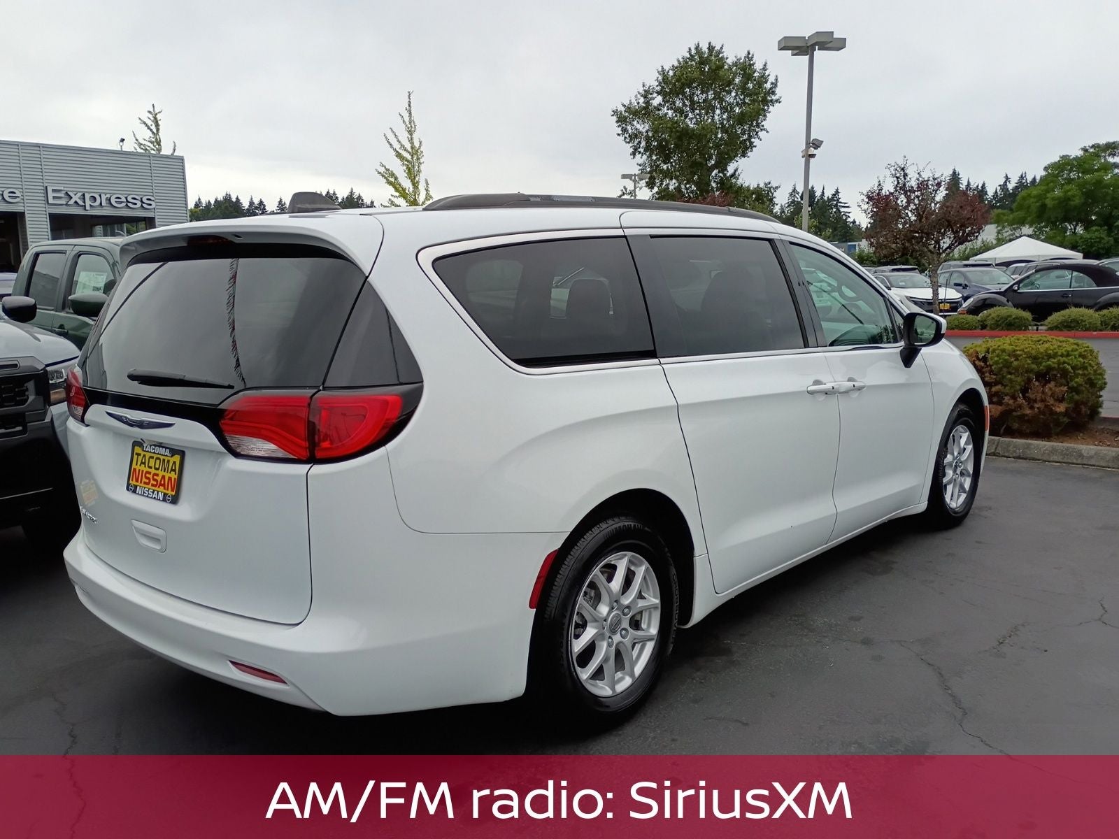 2021 Chrysler Voyager LXI
