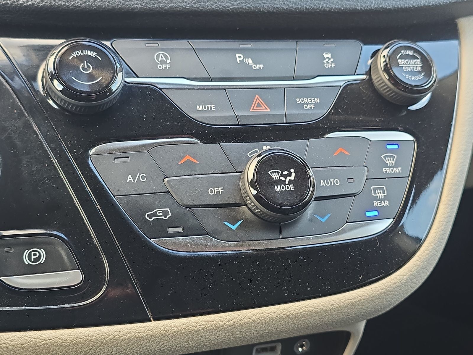 2019 Chrysler Pacifica Limited