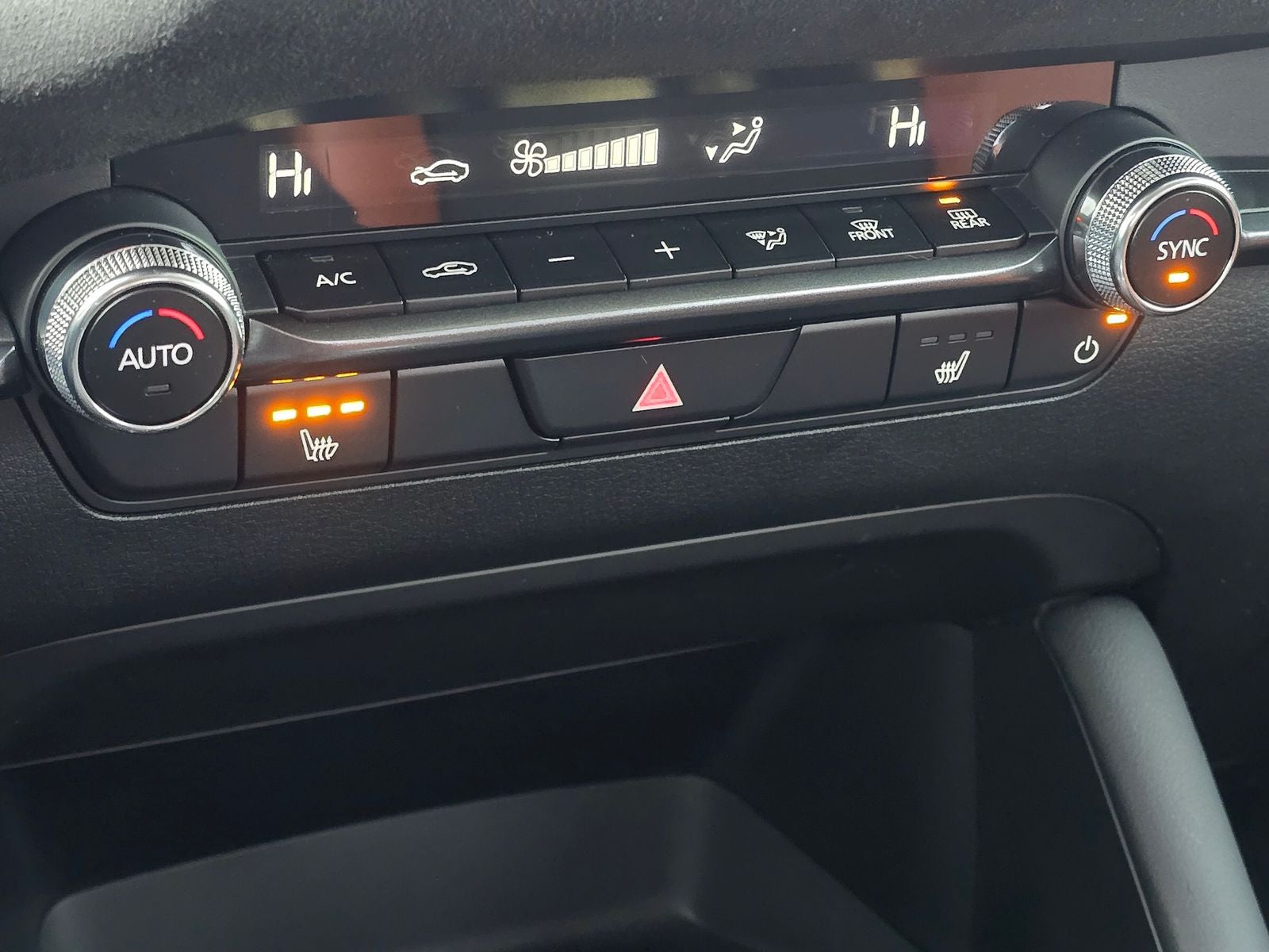 2024 Mazda Mazda3 2.5 Carbon Turbo