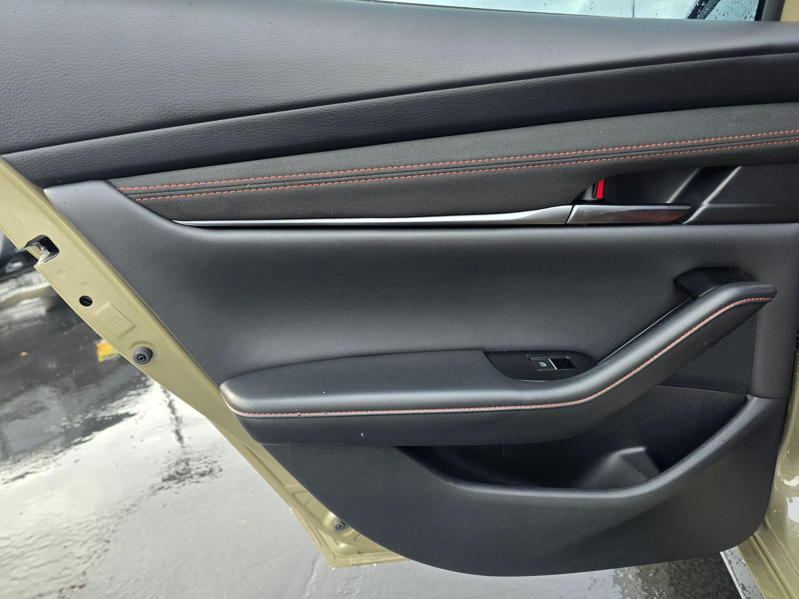 2024 Mazda Mazda3 2.5 Carbon Turbo