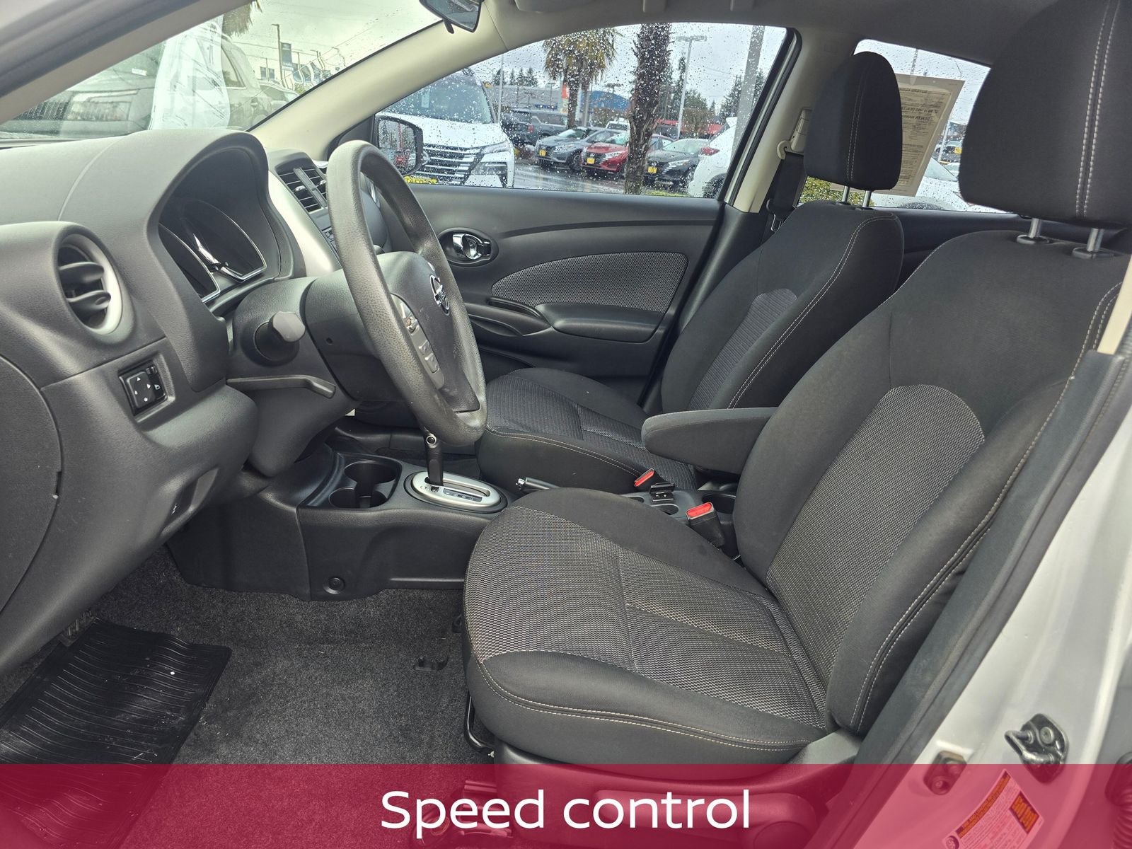 2015 Nissan Versa 1.6 SV