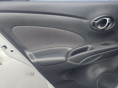 2015 Nissan Versa 1.6 SV