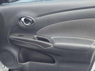 2015 Nissan Versa 1.6 SV
