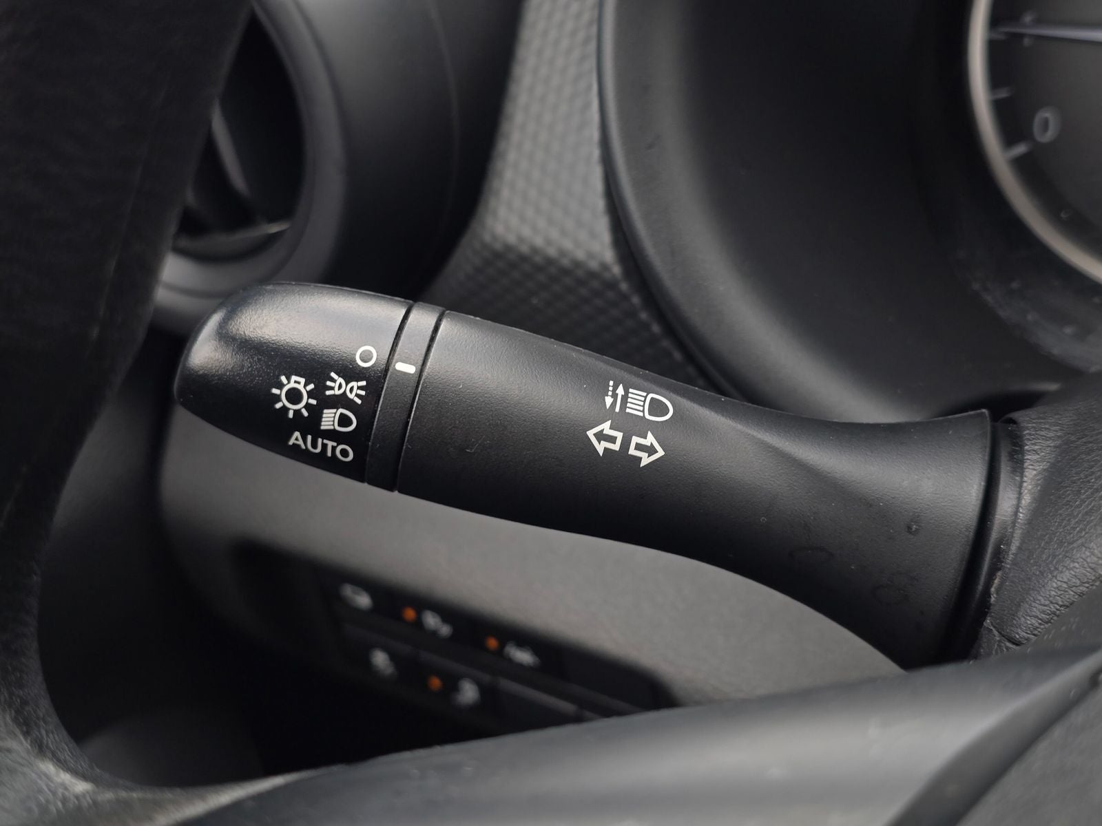 2022 Nissan Kicks S