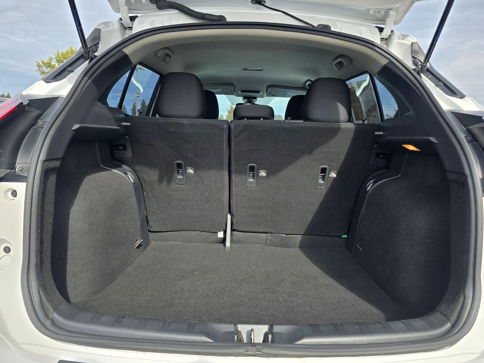 2022 Nissan Kicks S