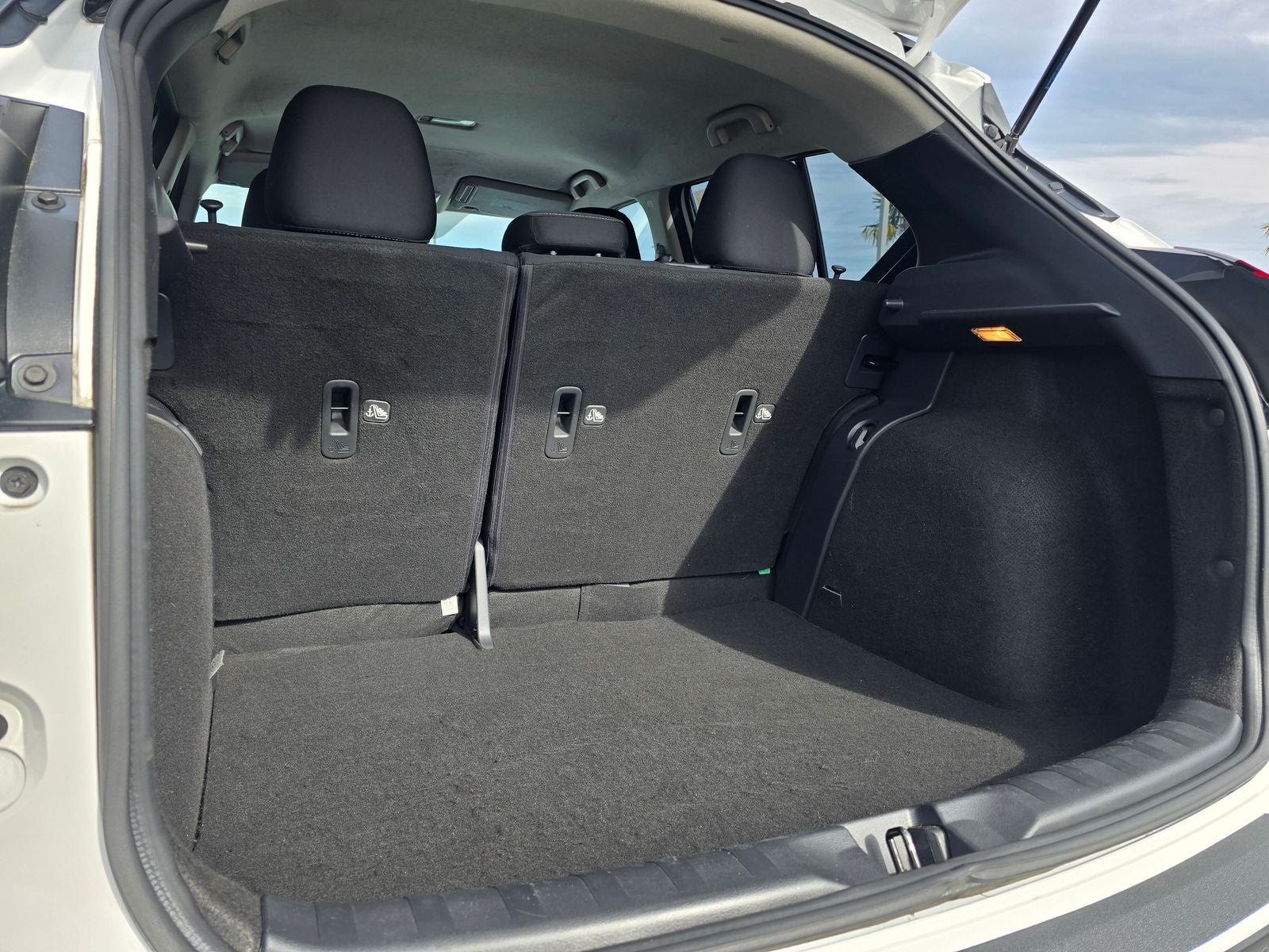 2022 Nissan Kicks S