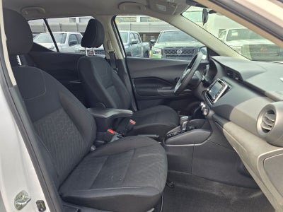 2022 Nissan Kicks S