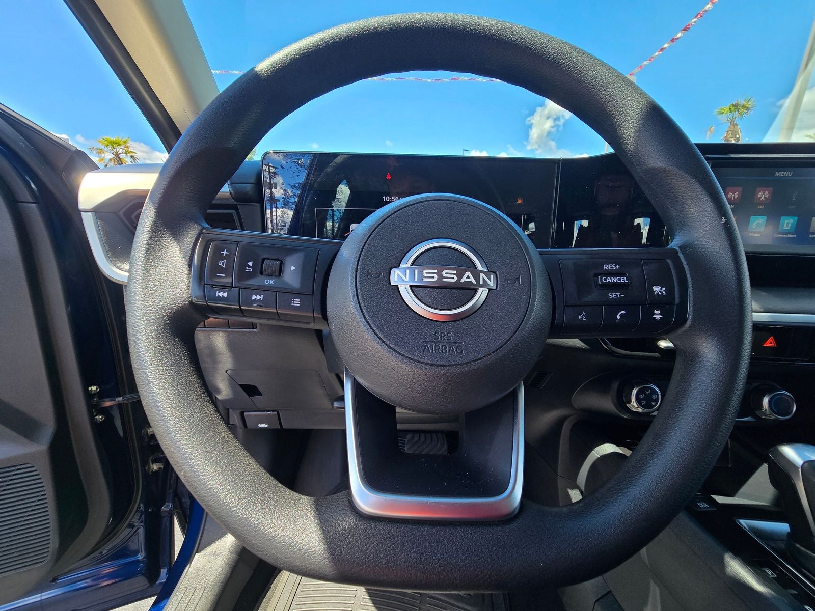2025 Nissan Kicks S