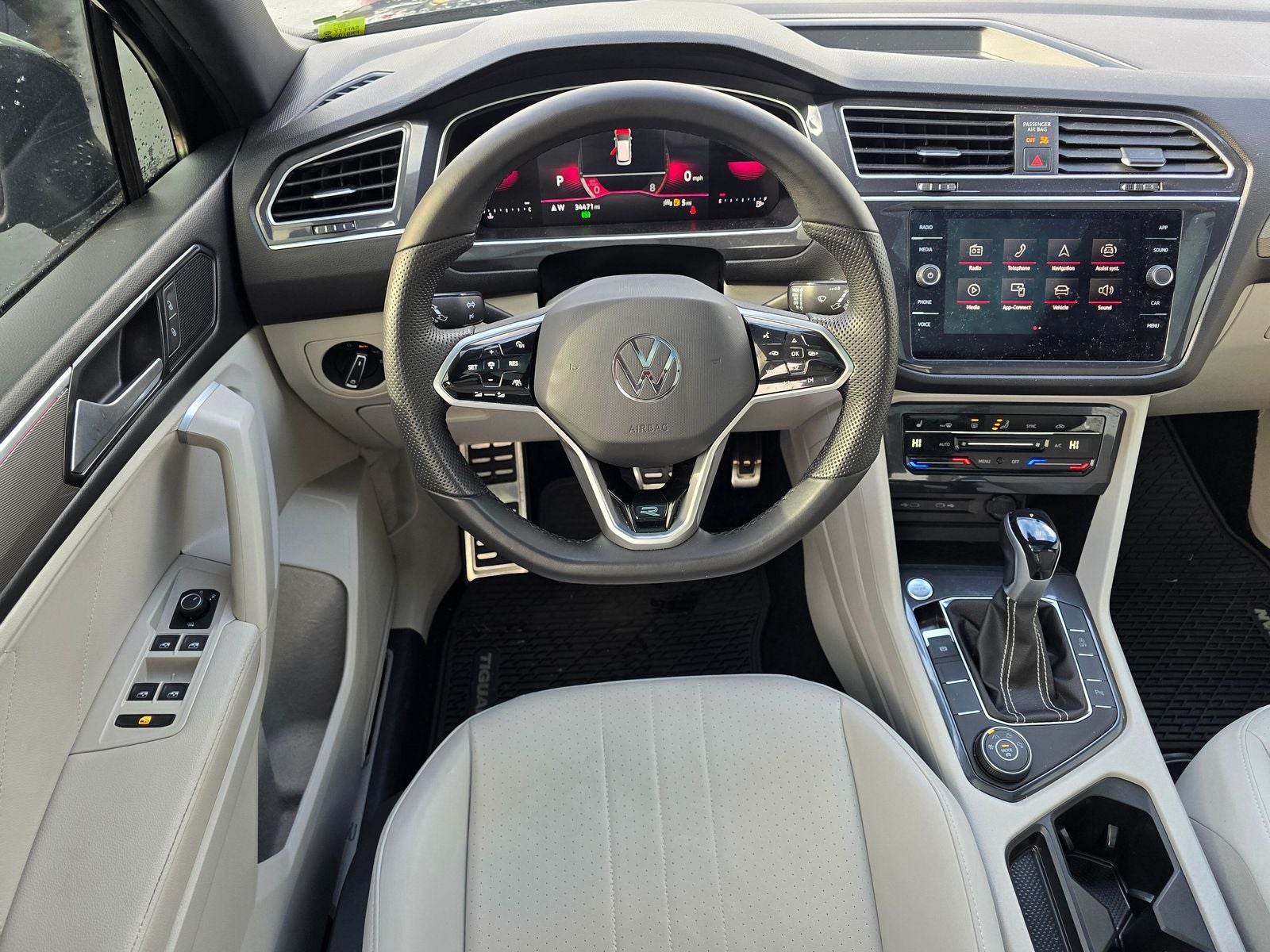 2023 Volkswagen Tiguan 2.0T SE R-Line Black