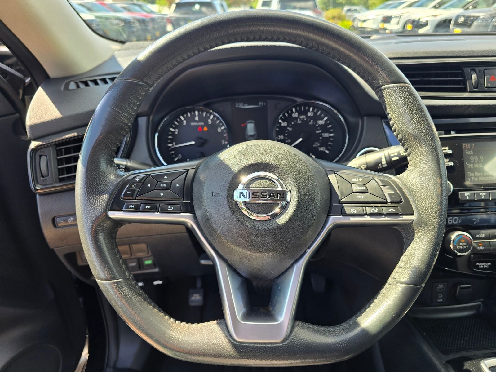 2017 Nissan Rogue SV