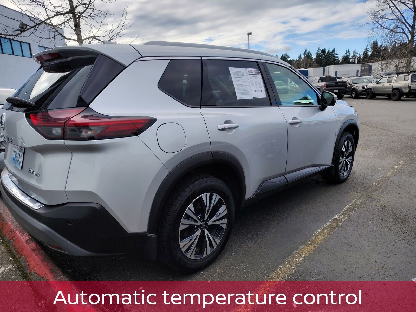 2021 Nissan Rogue SV