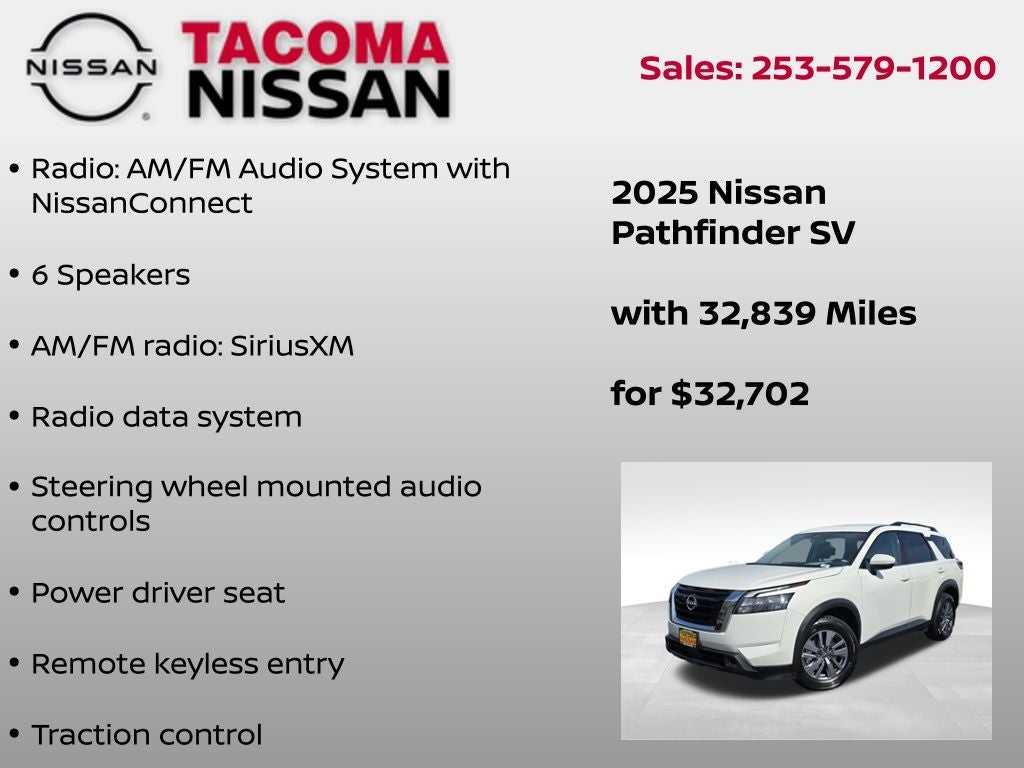 2025 Nissan Pathfinder SV