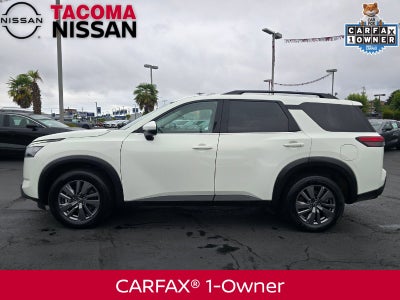 2025 Nissan Pathfinder SV