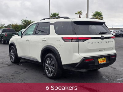2025 Nissan Pathfinder SV