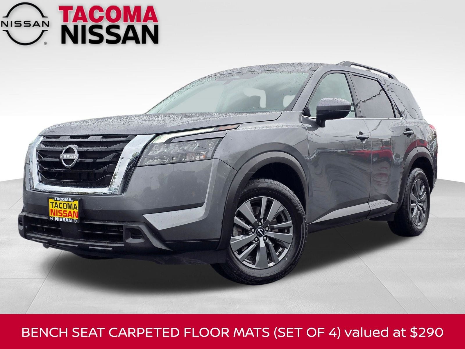 2024 Nissan Pathfinder SV