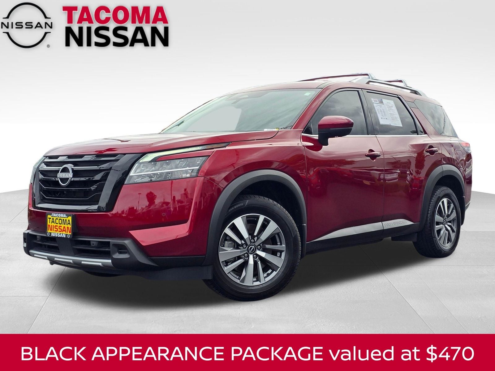 2023 Nissan Pathfinder SL