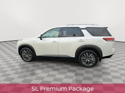 2025 Nissan Pathfinder SL