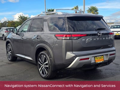 2025 Nissan Pathfinder Platinum