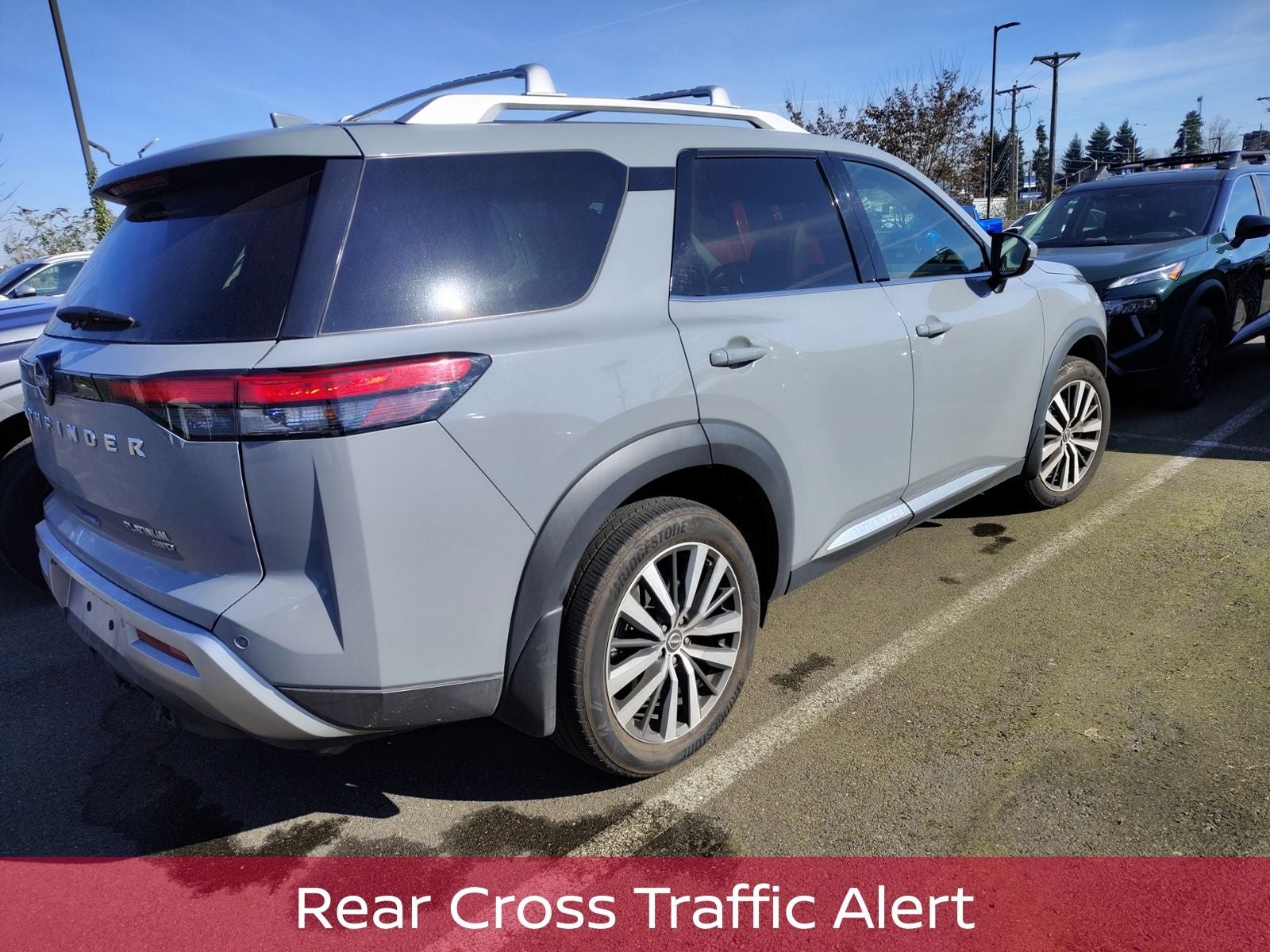 2022 Nissan Pathfinder Platinum