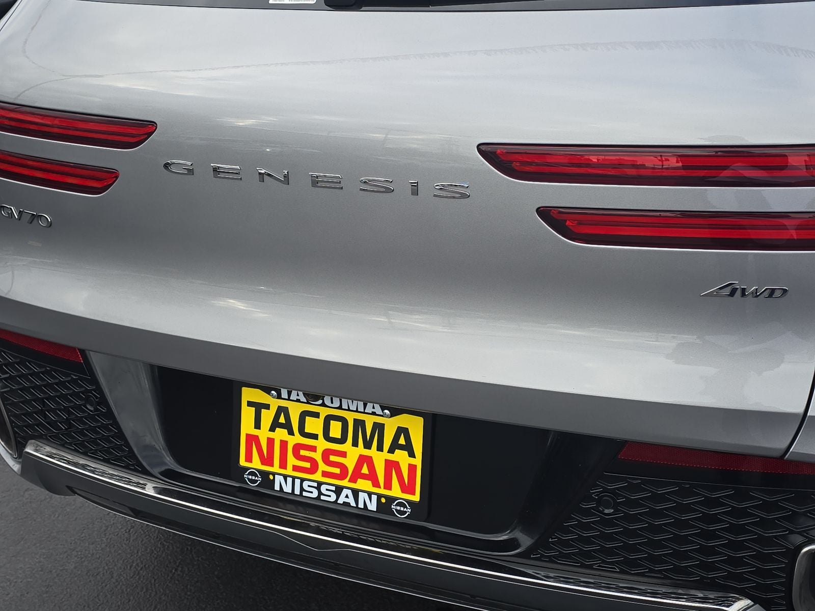 2025 Genesis GV70 2.5T