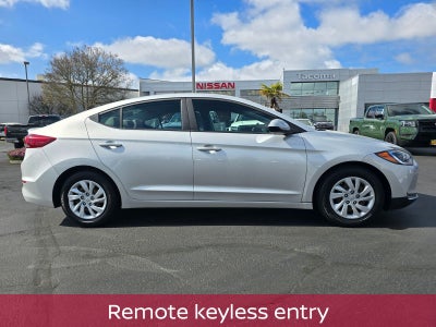 2018 Hyundai Elantra SE