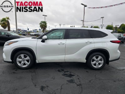 2022 Toyota Highlander LE