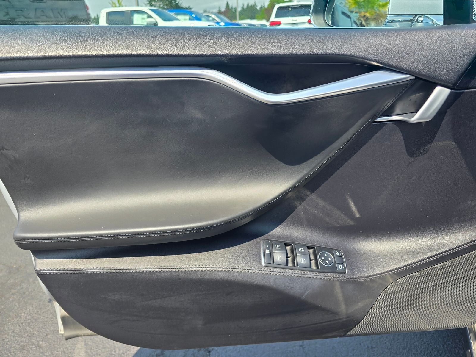 2013 Tesla Model S Base
