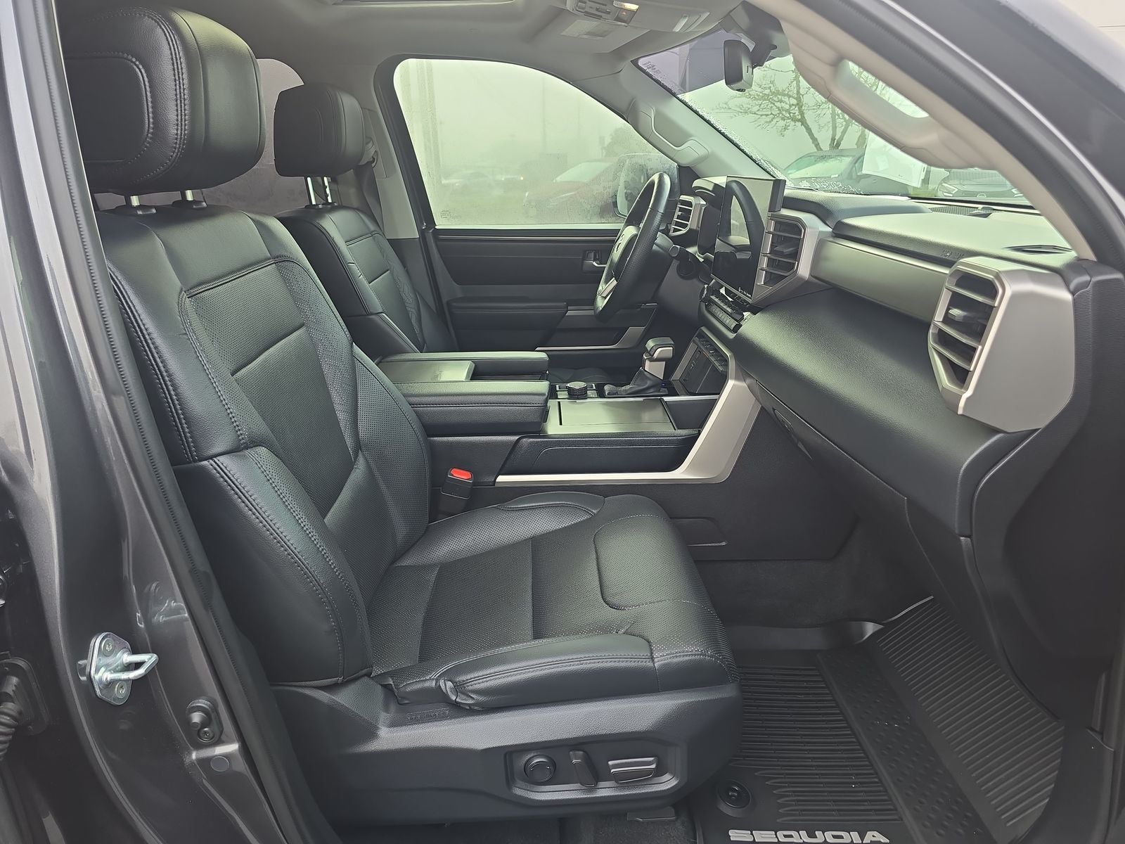 2024 Toyota Sequoia SR5