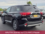2017 Mitsubishi Outlander ES