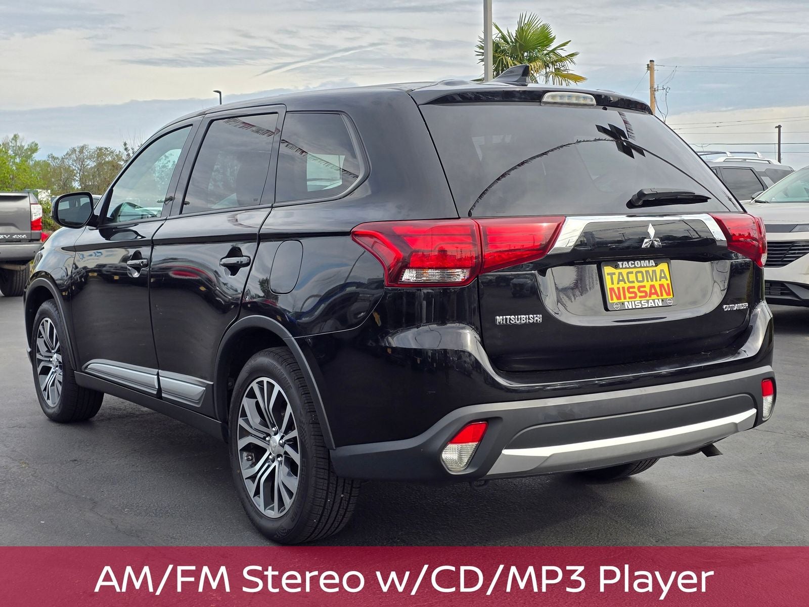 2017 Mitsubishi Outlander ES