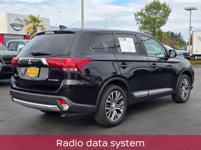 2017 Mitsubishi Outlander ES