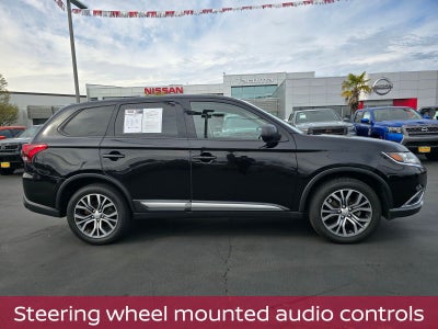 2017 Mitsubishi Outlander ES