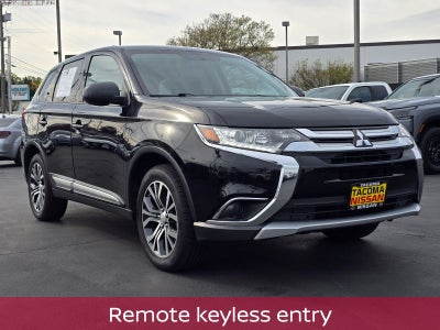 2017 Mitsubishi Outlander ES