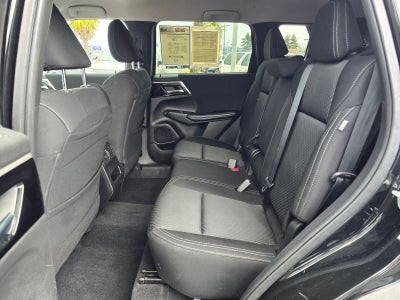 2022 Mitsubishi Outlander ES
