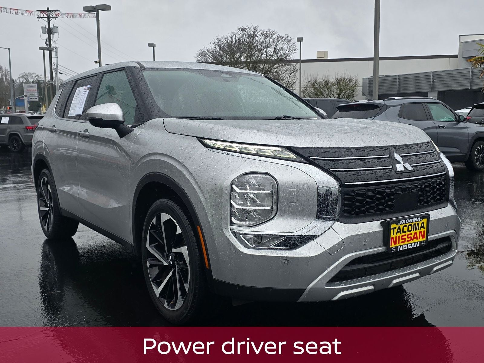 2024 Mitsubishi Outlander SE