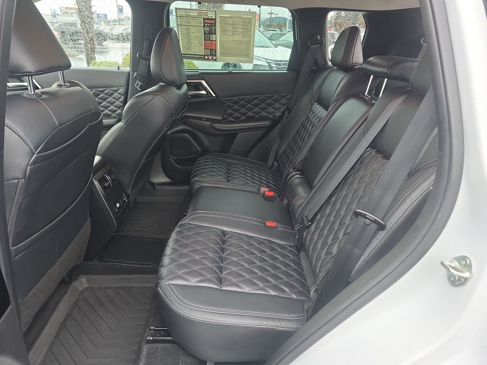 2023 Mitsubishi Outlander PHEV SEL