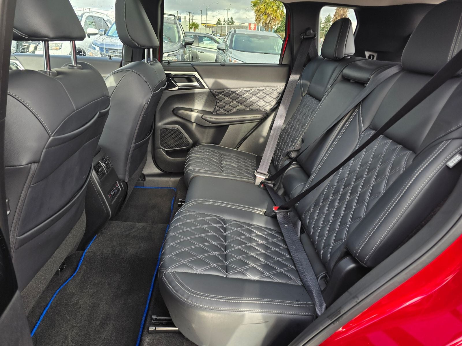 2024 Mitsubishi Outlander PHEV SEL