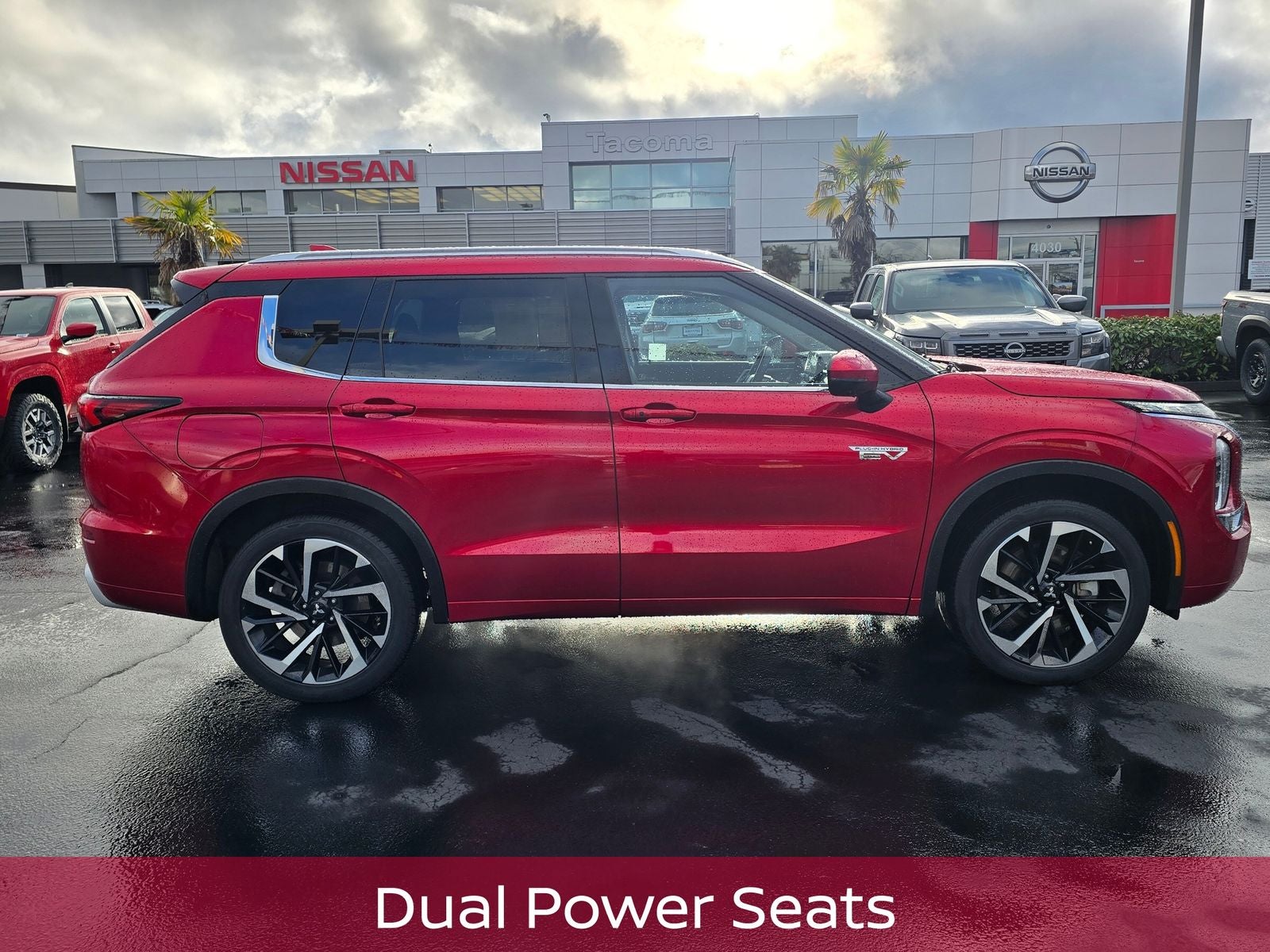 2024 Mitsubishi Outlander PHEV SEL