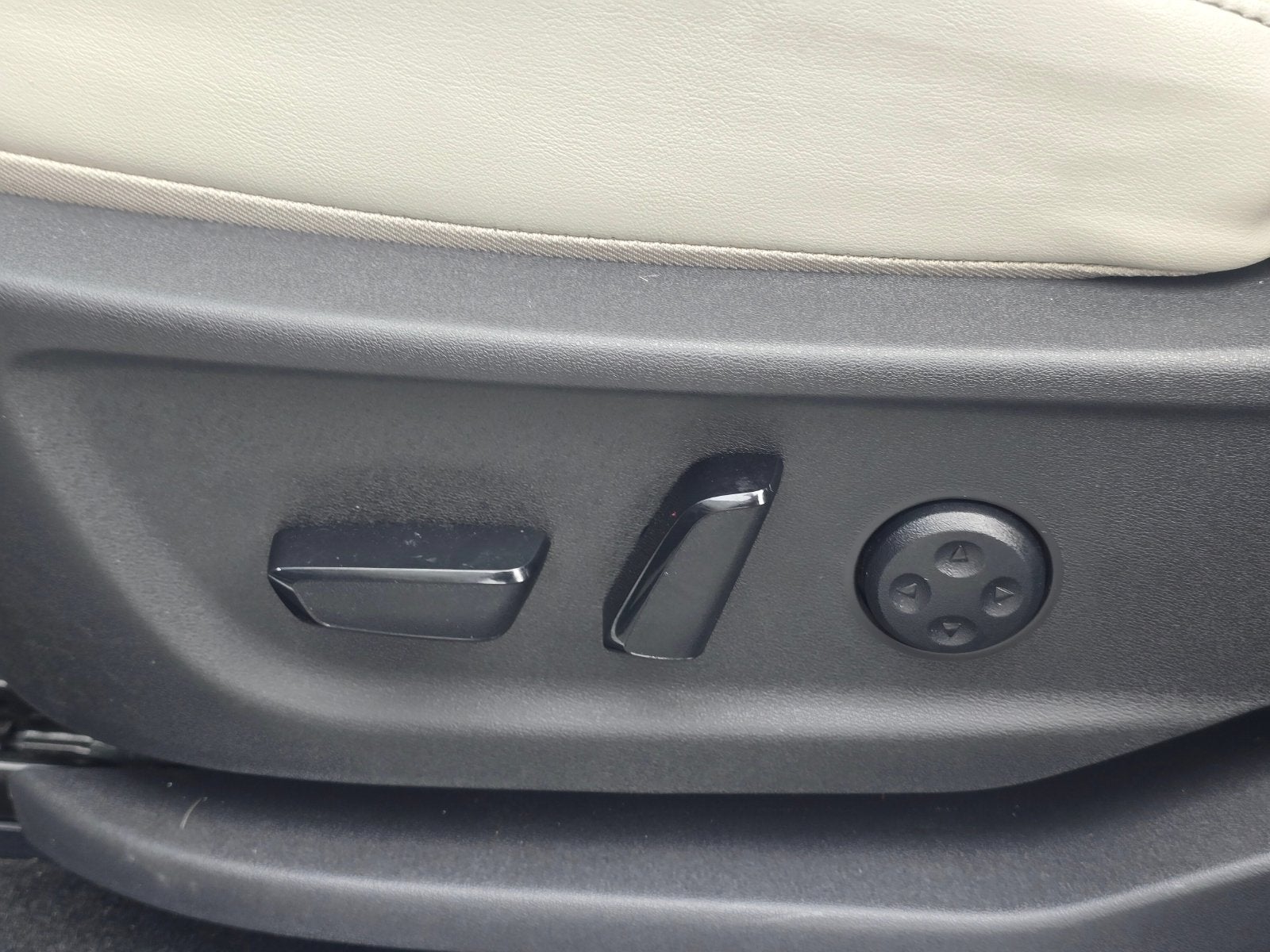 2024 Nissan Ariya ENGAGE