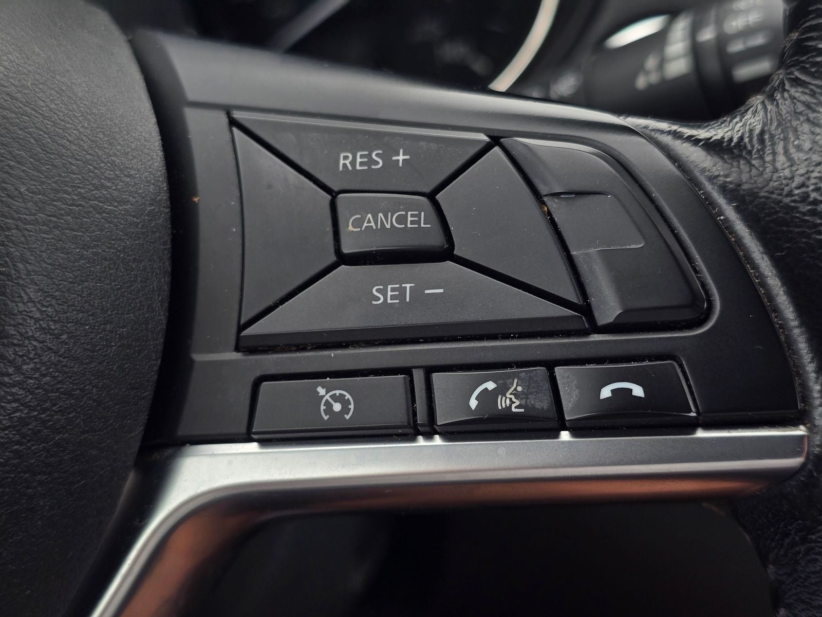 2017 Nissan Rogue Sport SL