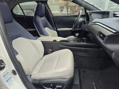 2020 Lexus UX 250h Base